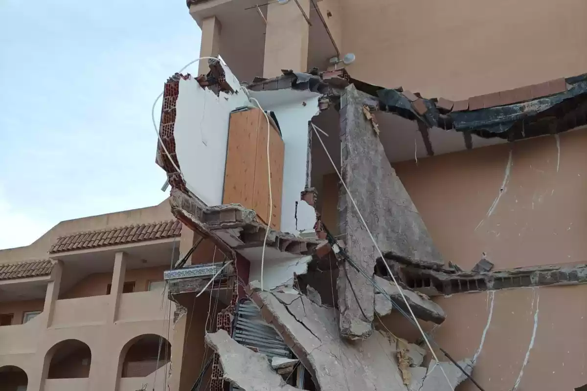 Imagen del edificio derrumbado en Peñiscola el 25 de agosto del 2021