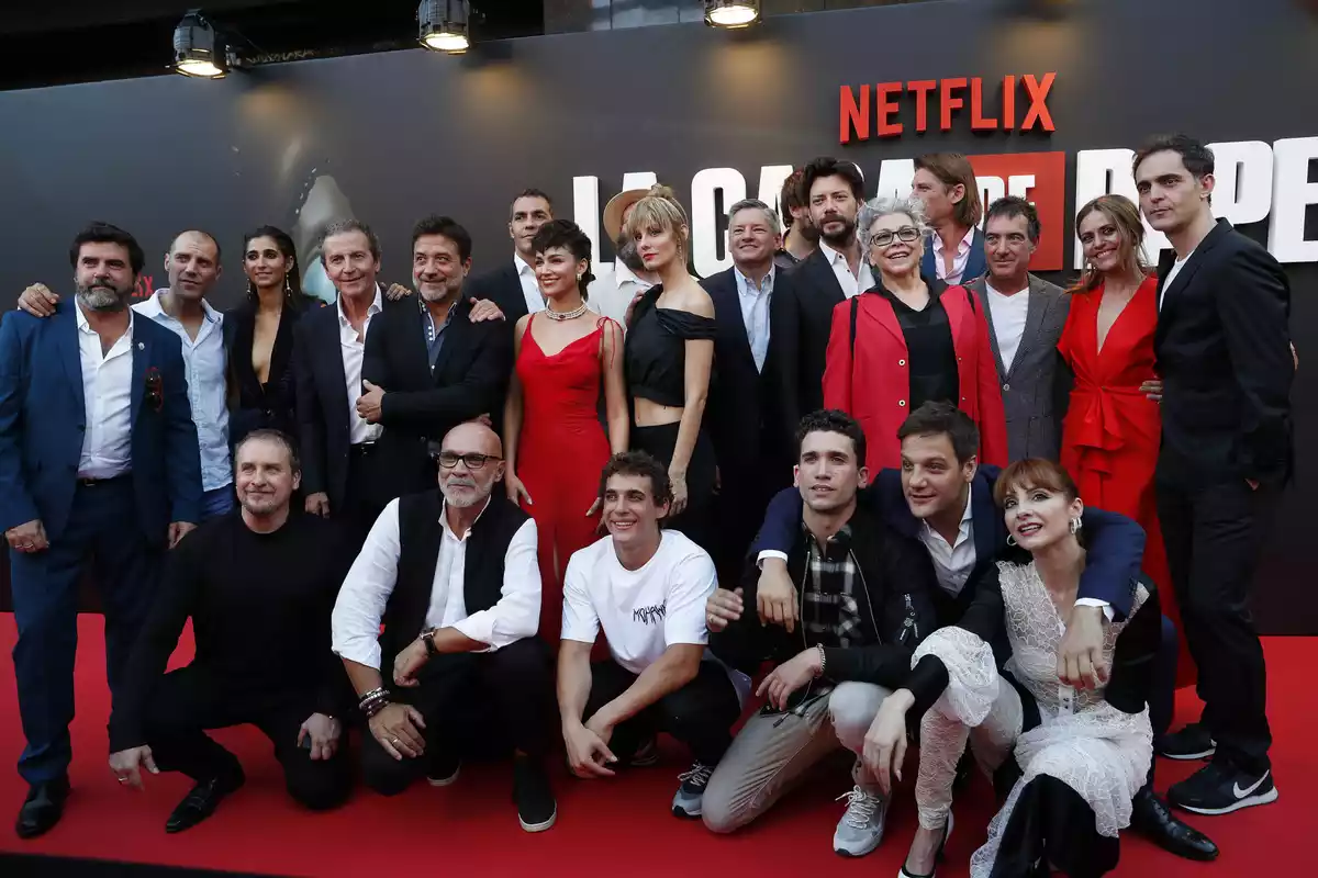 Varios actores de 'La Casa de Papel' en la presentación de la tercera temporada de la serie en julio de 2019 en Madrid