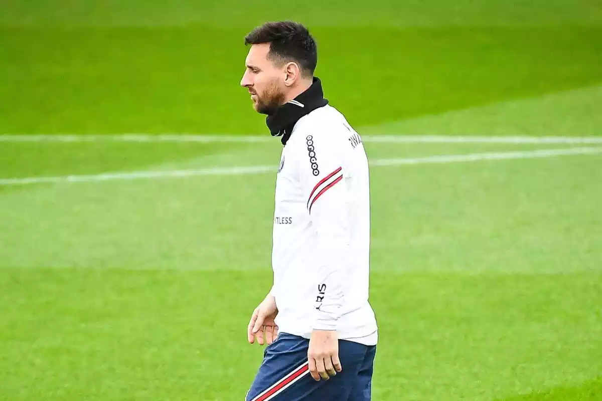 Leo Messi entrenando con el PSG