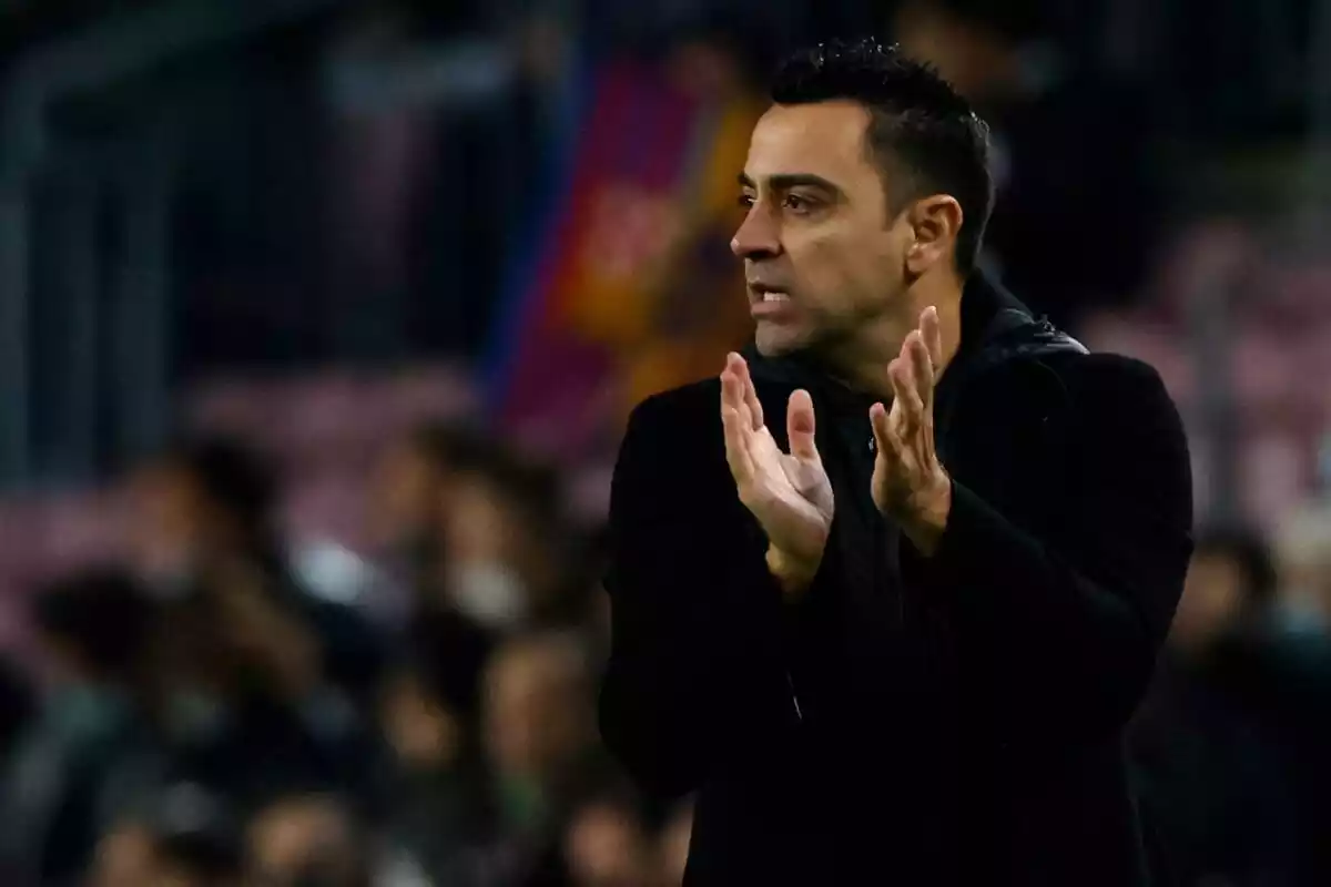 Xavi Hernández en una imagen entrenando en el Camp Nou