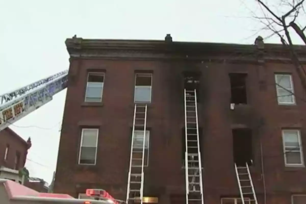 Edificio afectado por el incendio de Filadelfia