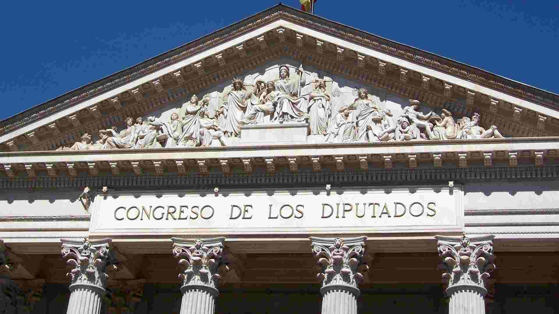 Fachada principal del Congreso de los Diputados de España